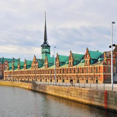 4 Bedroom Apt Close To Cph Zoo & City Centre Appartement *