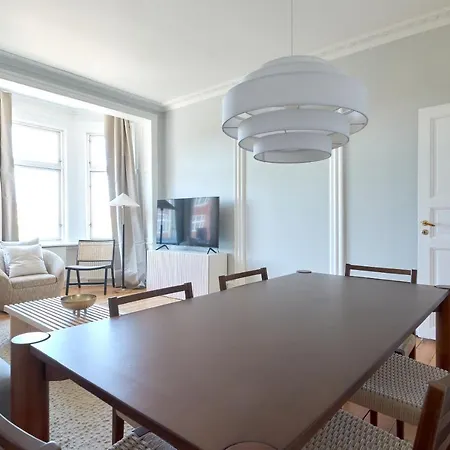 4 Bedroom Apt Close To Cph Zoo & City Centre Appartement