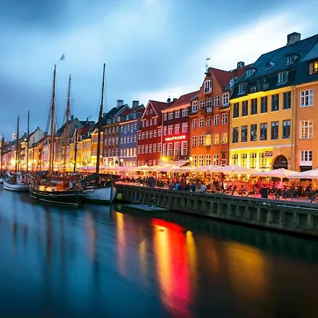 4 Bedroom Apt Close To Cph Zoo & City Centre *