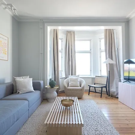 4 Bedroom Apt Close To Cph Zoo & City Centre Copenhagen