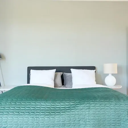 4 Bedroom Apt Close To Cph Zoo & City Centre Apartment Copenhagen